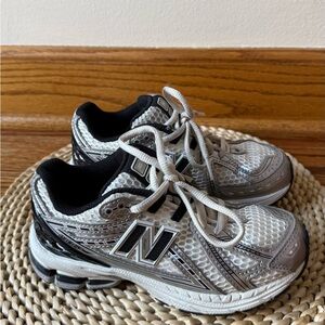 New balance 1906 ER Lace little kids US1 boys